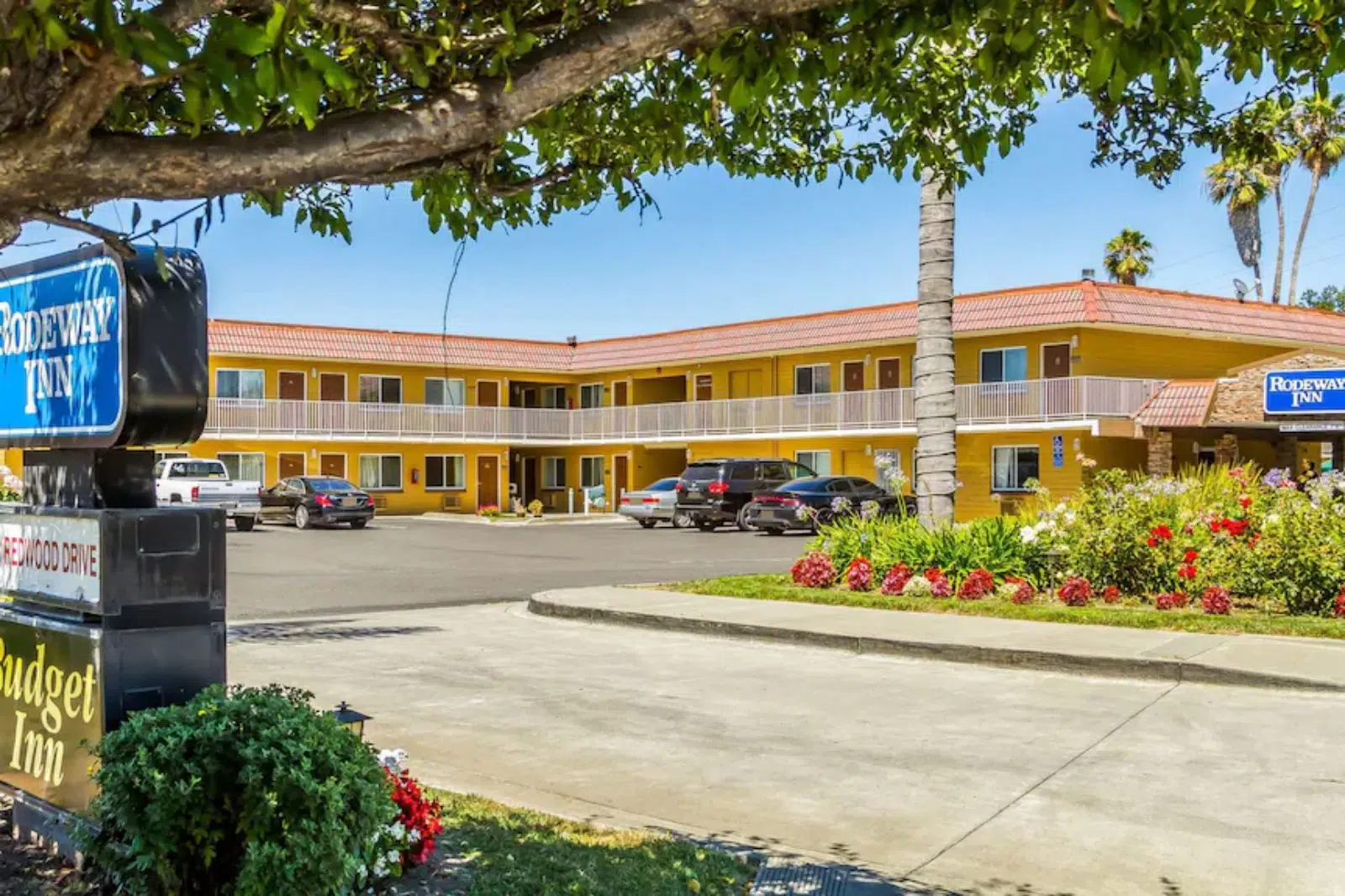 RODEWAY INN